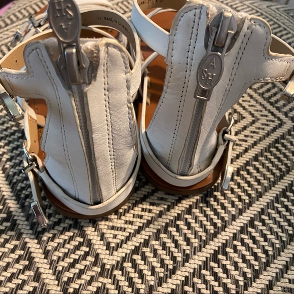 EUC Authentic ASH Youth Sz1 - Picture 14 of 15